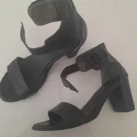 کفش پاشنه بلند مشکی