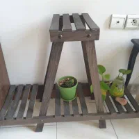 استند چوبی گل و گیاه