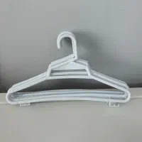 چوب لباس بچگانه