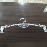 آویز لباس زیر دارای گیره