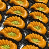 سفارش انواع حلوا برای مجالس پذیرفته میشود