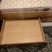 تخت خواب یکنفره سفارشی محکم وتمیز در حد نو