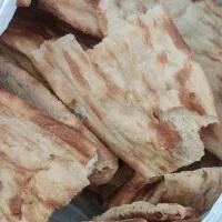 نان خشک تازه