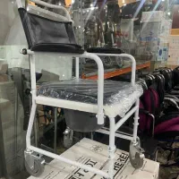 ویلچر حمامی چرخ کوچیک و تاشو