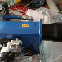 مشعل سیصد هزار ایران آکبند