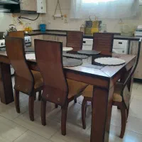 میز ناهار خوری چوبی