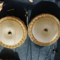 دوعدد لوستر سقفی طلایی سالم زیبا