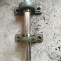 شفت با دو یاقاقان