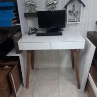 میز تحریر  میزتحریر