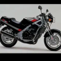 کاوازاکی جی پی زد  400