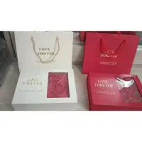 گردنبند مروارید عشق، باکس گل مرواریدعشق معطر