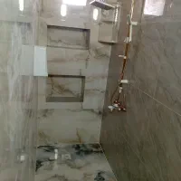 کاشی کار ودیوار چینی و سیمان کاری