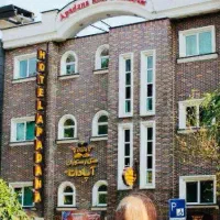 استخدام نیروی خدماتی آقا