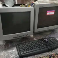 یک جفت مانیتور صفحه تخت ال‌جی 17و15 اینچ با کیبورد