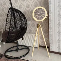 ساعت ایستاده سه پایه صفر