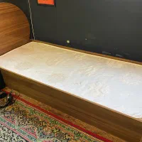 تخت خواب یک نفره