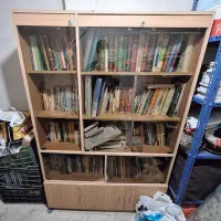 کتابخانه چوبی