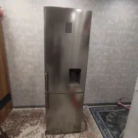 یخچال دو درب سامسونگ اصل کره با آبسرد کن درحد نو .