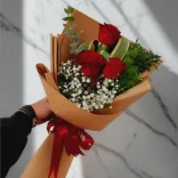 دخترا روزتون مبارک دسته گل
