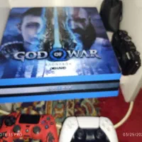 پی اس ۴ پرو تک دسته اصلی