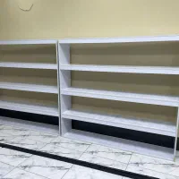 ویترین و قفسه فروشگاهی