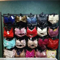 رگال و چوب لباس