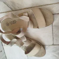 صندل تابستانی کرم در حد نو وقو