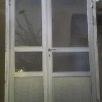 درب و پنجره آلومینیومی