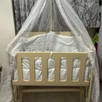تخت خواب و گهواره شو نوزاد