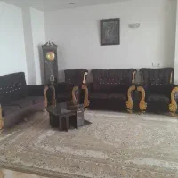 مبلمان و ساعت