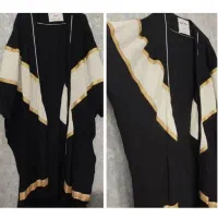 تعدادی لباس