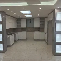کابینت هایگلاس طوسی سفید/در رنگ متنوع پیشساختهGH45