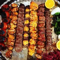 استخدام تعدادی نیرودرکافه رستوران با امکانات رفاهی