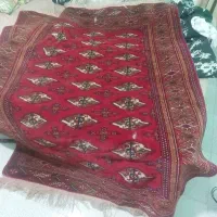 دو تا قالیچه یکی ترکنم اون یکی ابریشم  فوری فروشی