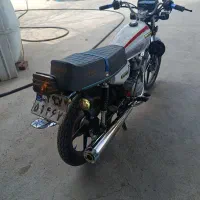 موتور سیکلت 200