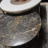 میز عسلی بزرگ جلو مبلی