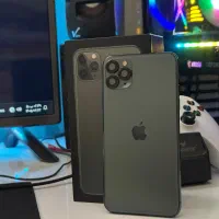فروش iPhone 11 Pro Max در حد آکبند