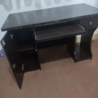 میز کامپیوتر