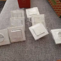 8 عدد کلید و پریز دلند مدل آسا