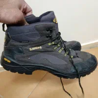 کتونی کوهنوردی