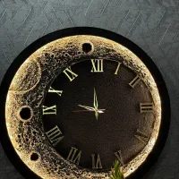 ساعت و تابلو ماه