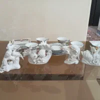 فنجان قهوه ومجسمه