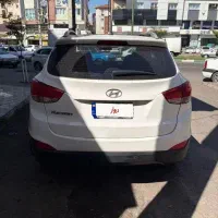 توسان ۲۰۱۵ سفید ۵ آپشن منطقه آزاد