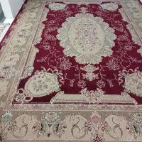 فرش ۹متری مرغوب، خوش نقش و رنگ، پرتراکم