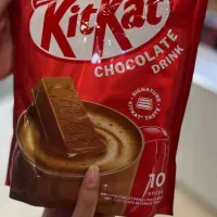 هات چاکلت کیت کت