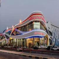 هیجان موج های خروشان و پارک ساحلی آفتاب