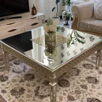 میز جلومبلی