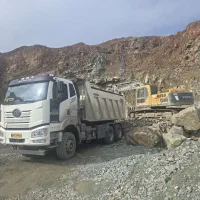 کمپرسی ماسه ، پوکه ، آجر ،حمل خاک و مصالح ساختمانی