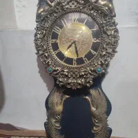ساعت دیواری