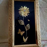 دیوار کوب طلایی